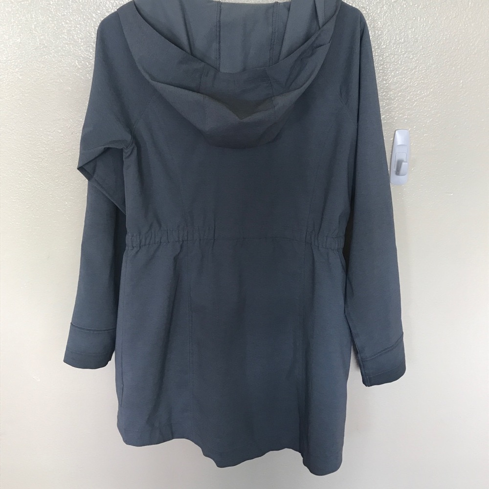 Jacket - Picture 3 of 6